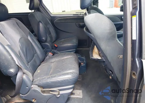 2001 Chrysler Town & Country Limited from USA, damaged, VIN 2C8GP64L51R208267